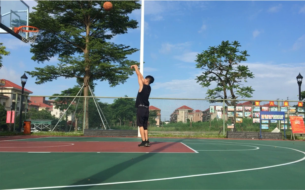 青少年大前锋如何进行高效训练?_0